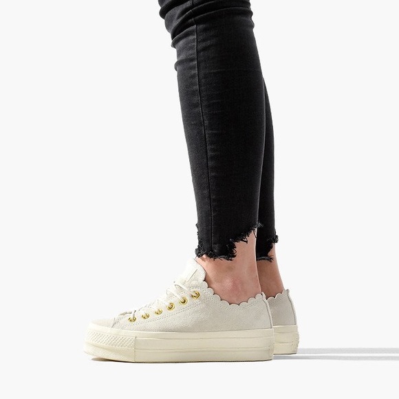 converse scalloped platform